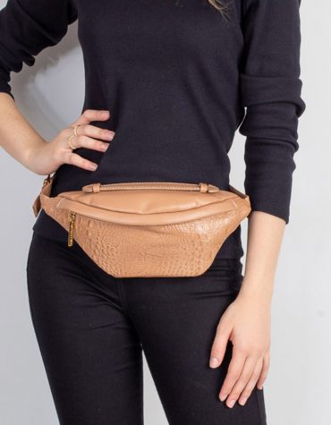 Acessórios que vão facilitar o seu dia a dia: pochetes e shoulder bags femininas