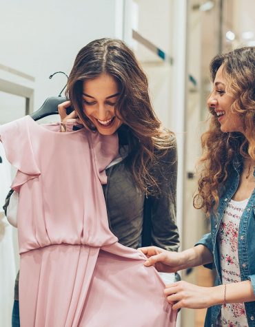Colorimetria roupas: o que é e como combinar cores pensando no seu tom de pele?