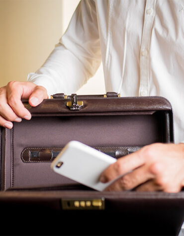 Vantagens de usar maleta de couro no trabalho